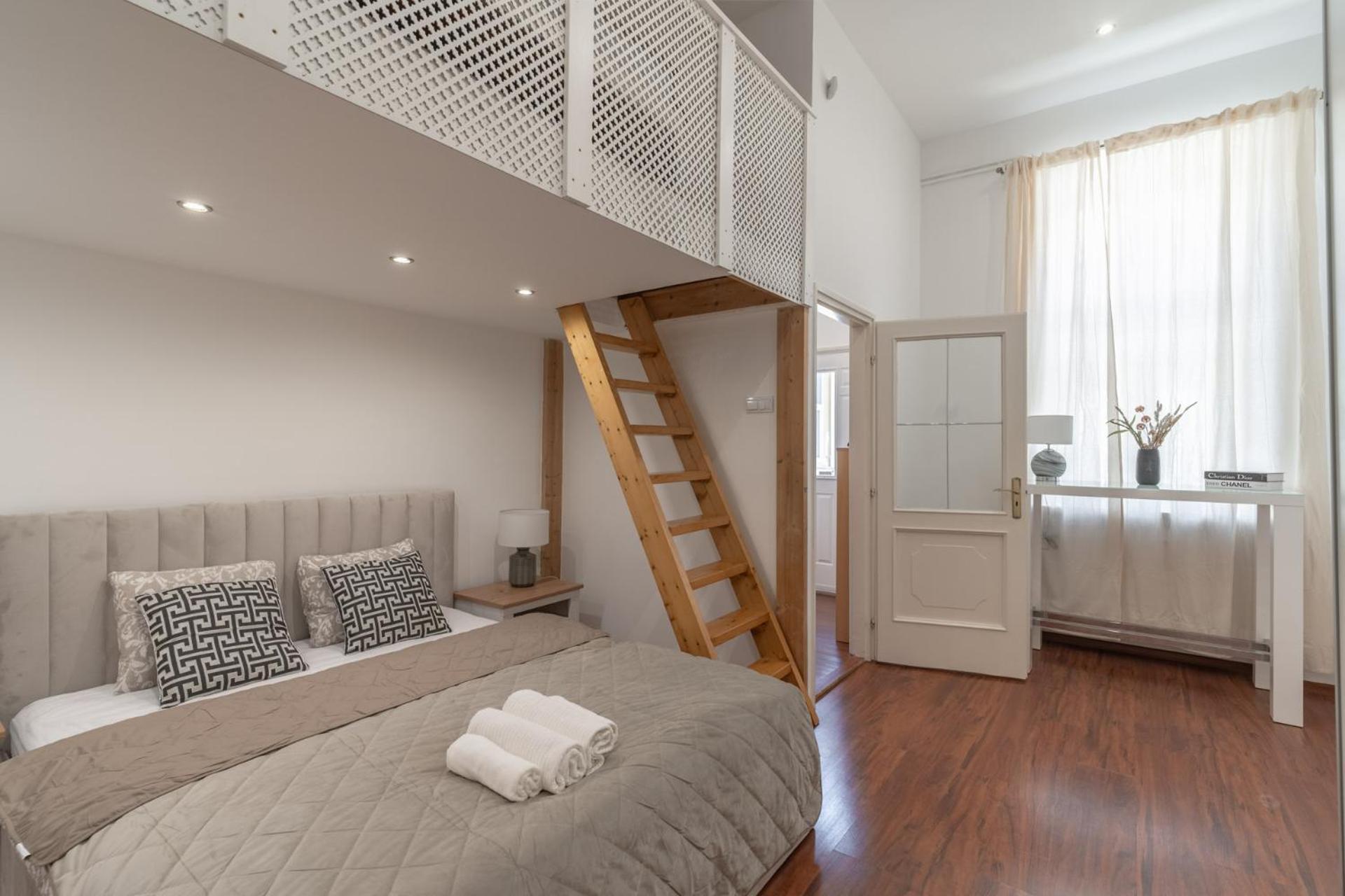 Deluxe And Cozy City Center Suite For 8Ppl Boedapest Buitenkant foto