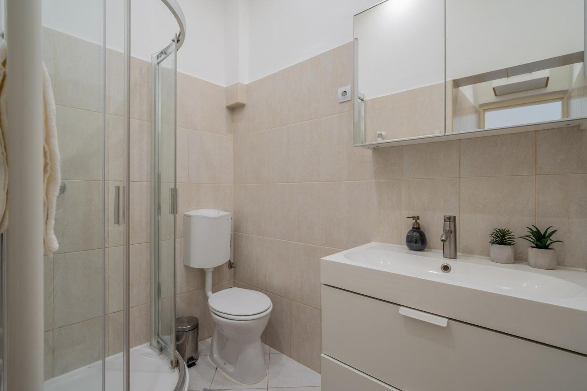 Deluxe And Cozy City Center Suite For 8Ppl Boedapest Buitenkant foto