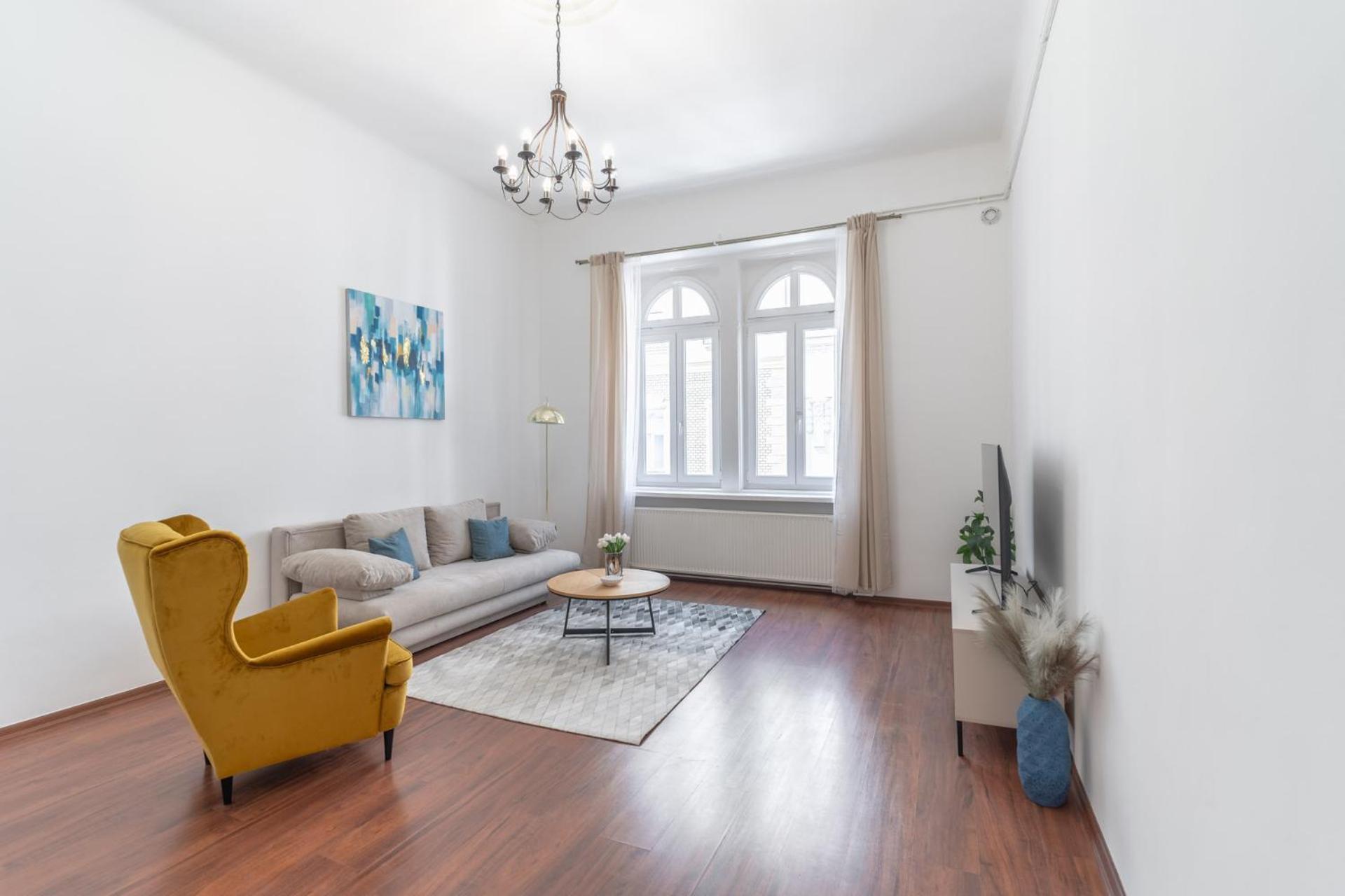 Deluxe And Cozy City Center Suite For 8Ppl Boedapest Buitenkant foto